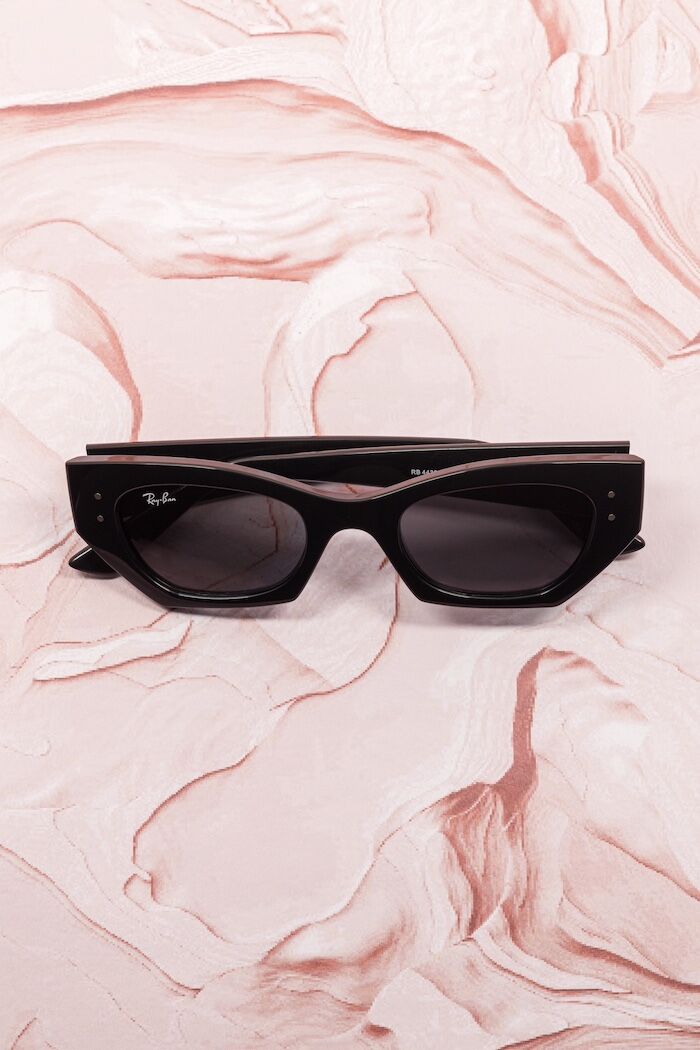 Lunettes de soleil Ray-Ban RB4430 forme papillon sculptural - Optic Duroc