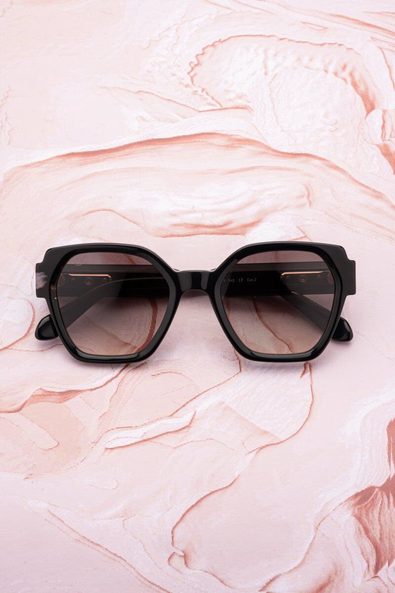 Laura Johns ORIANA - Lunettes de soleil femme minimaliste contemporaine marque exclusive