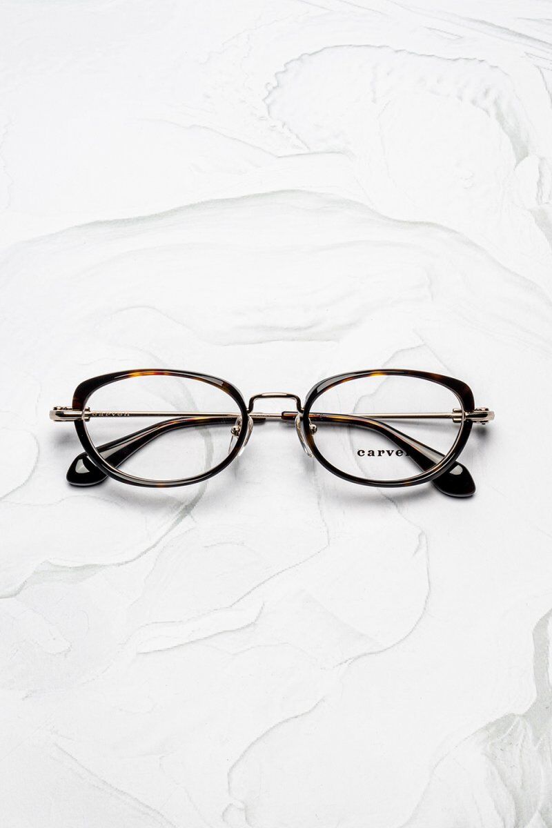 Lunettes de vue rondes femme Carven CC1122 ronde ovalisée acétate écaille havane - Optic Duroc